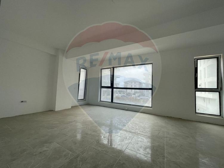 Apartament cu 2 camere semidecomandat în Nord