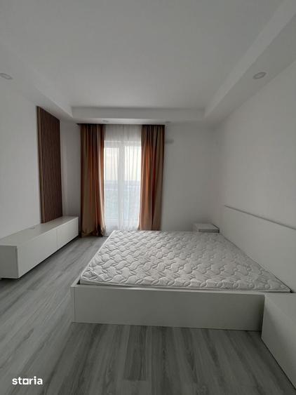 Apartament cu 4 camere în Pipera