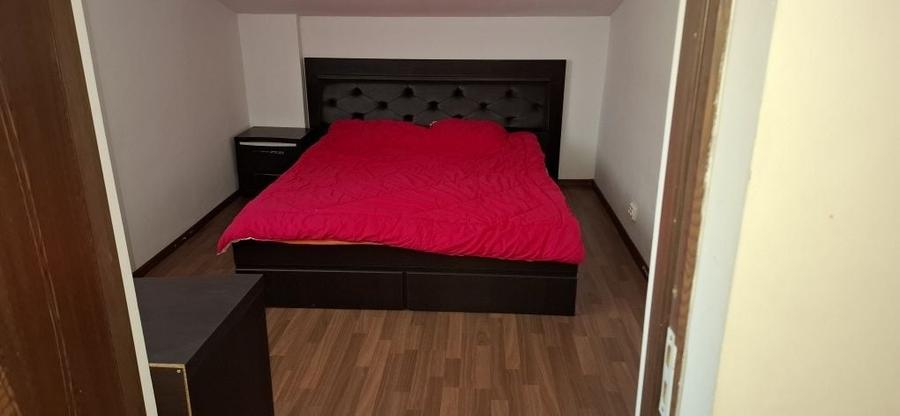 Casă cu 4 camere cu Teren 900 Mp în Central