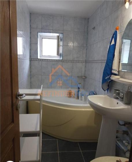 Apartament 3 camere Unirii decomandat etaj 2 - 6