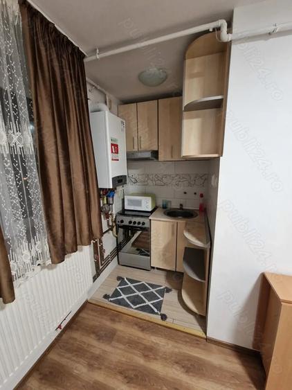Apartament cu 2 camere semidecomandat în Vitan
