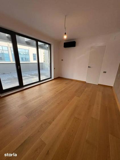 Apartament cu 3 camere decomandat în Centrul Civic