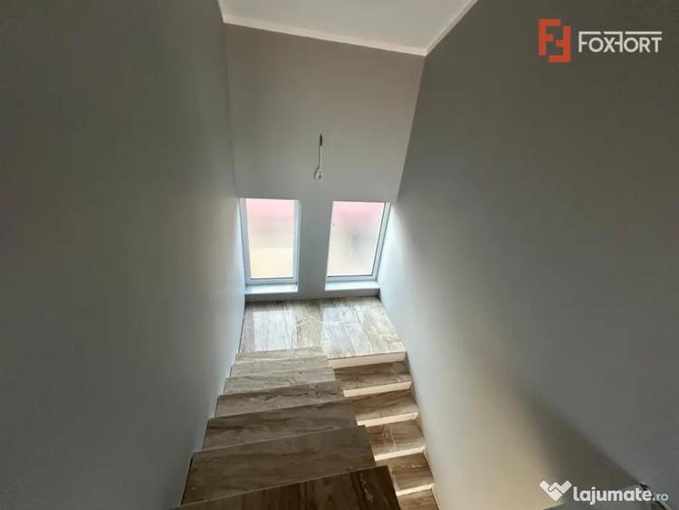 Casă cu 4 camere cu Teren 618 Mp în Giarmata