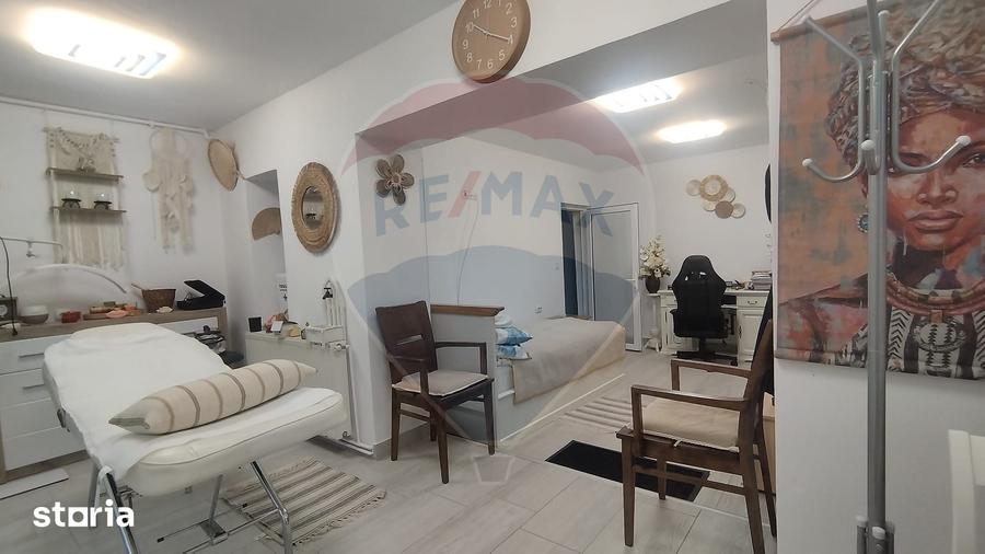 Spațiu comercial, de 30 mp, în Central