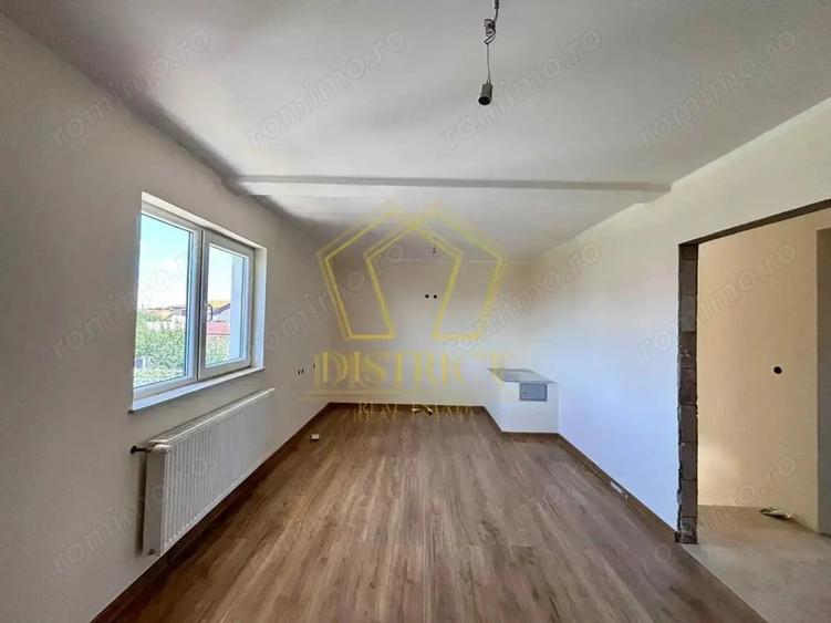 Casă cu 4 camere cu Teren 180 Mp în Giarmata