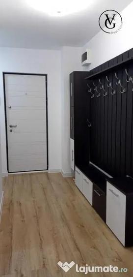 Apartament cu 2 camere semidecomandat în Inel II
