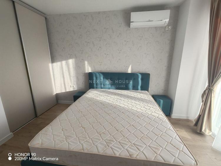 Apartament cu 3 camere decomandat, mobilat în Parcul Carol