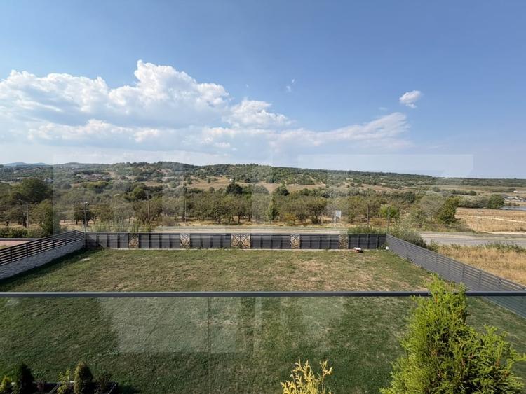 Casă individuală cu 5 camere cu Canalizare în Cisnădie
