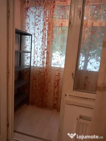 Apartament cu 2 camere semidecomandat în Banat