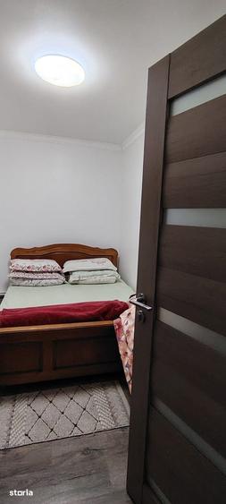 Casă cu 5 camere cu Teren 250 Mp în Central