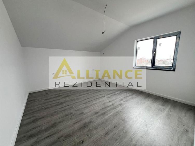 Casă individuală cu 4 camere decomandat cu Canalizare în Berceni