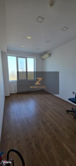 Spațiu comercial, de 480 mp, în Vest