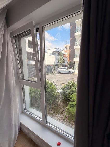 Apartament cu 3 camere decomandat, mobilat în Central