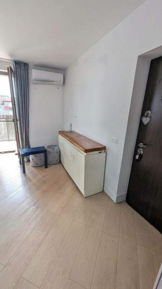 Apartament cu 2 camere semidecomandat în Florești