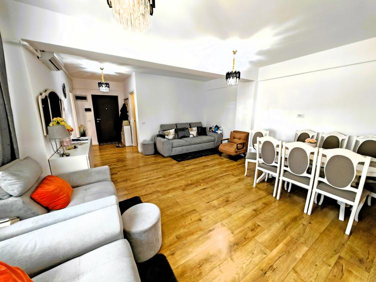 Apartament cu 3 camere decomandat, mobilat în Nord