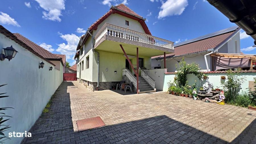 Casă cu 4 camere în Ultracentral