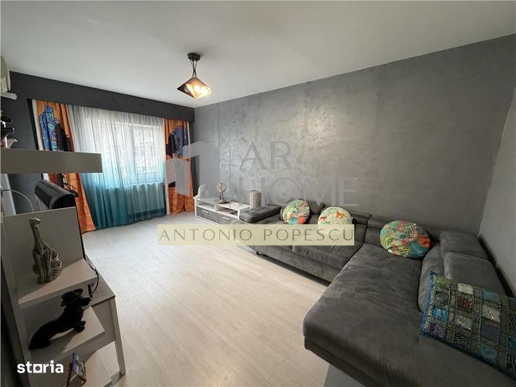 Apartament 3 camere, decomandat, Ploiesti, Democratiei Bd. Castanilor - 5