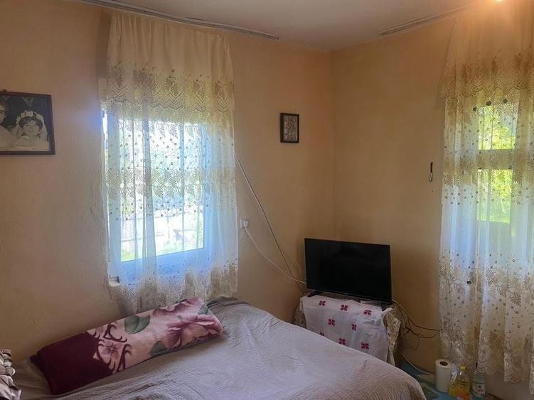 Casă cu 2 camere în Jiana