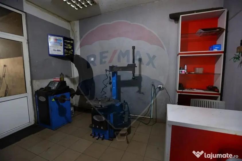 Spațiu comercial, de 200 mp, în Vărbila