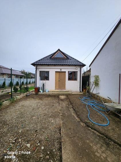 Casă cu 2 camere cu Teren 451 Mp în Cazasu