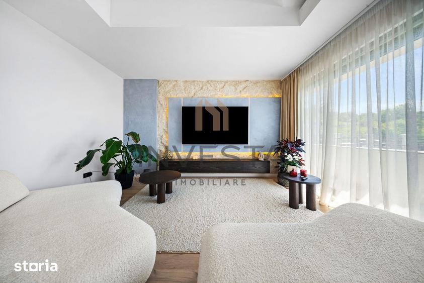 Casă cu 5 camere cu Teren 970 Mp în Feleacu