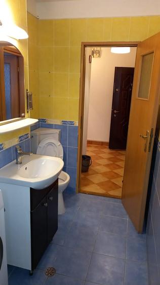 Apartament cu 2 camere decomandat în Griviței