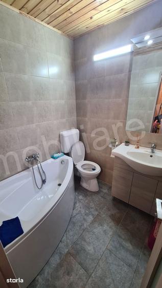 Casă cu 3 camere cu Teren 900 Mp în Central