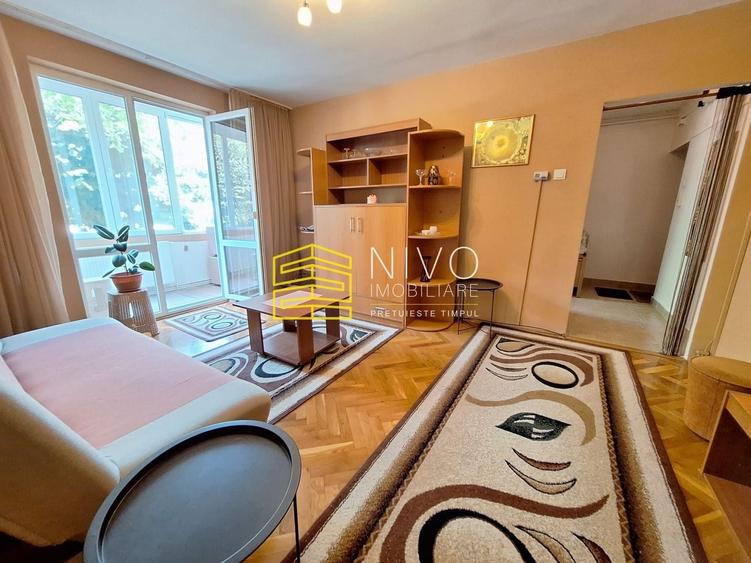 Apartament cu 2 camere semidecomandat, mobilat în 7 Noiembrie