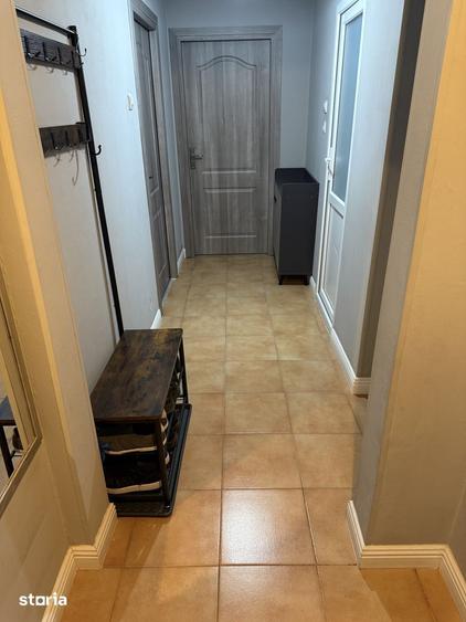 Apartament cu 2 camere decomandat în Titan