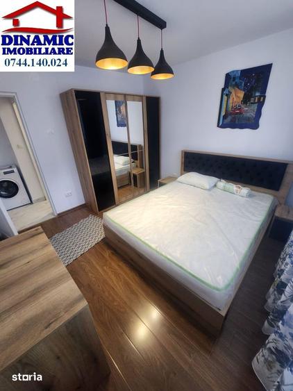 Apartament cu 3 camere semidecomandat, mobilat în Ultracentral