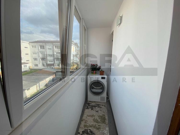 Apartament cu 3 camere semidecomandat, mobilat în Baciu