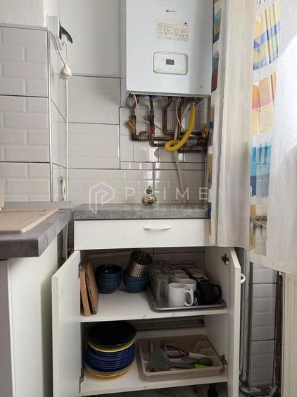 Apartament cu 3 camere decomandat în Tudor