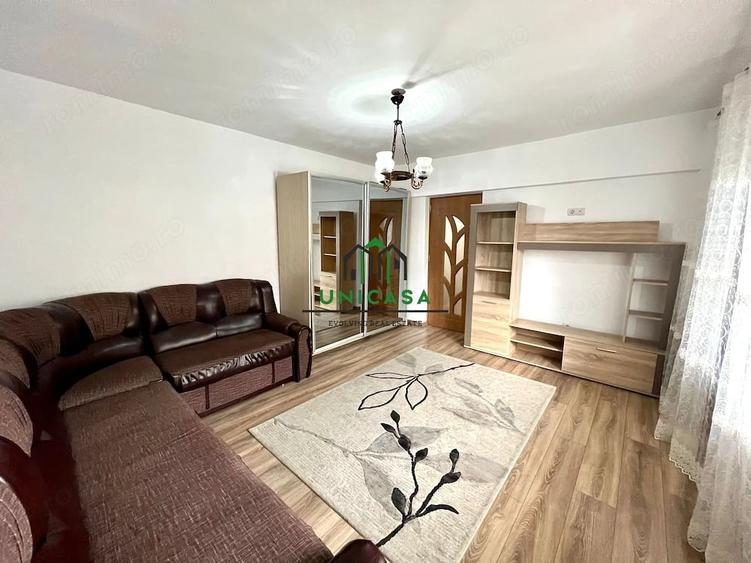 Apartament cu 2 camere decomandat în Căzănești (Râmnicu Vâlcea)