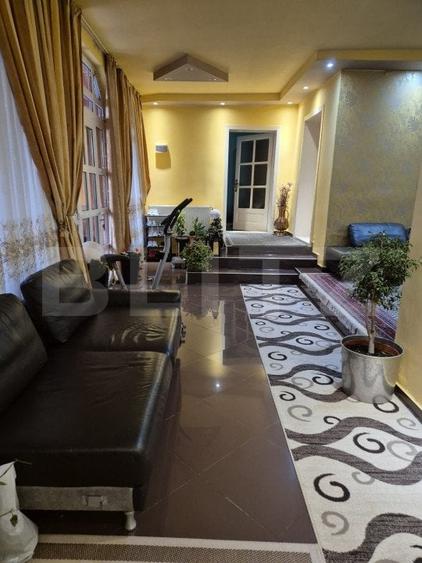 Casă individuală cu 11 camere cu Canalizare în Chețani