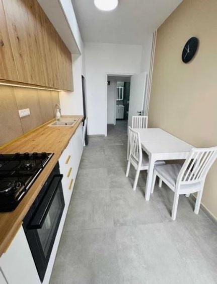 Apartament cu 2 camere decomandat, mobilat în Titan — fotografia 3