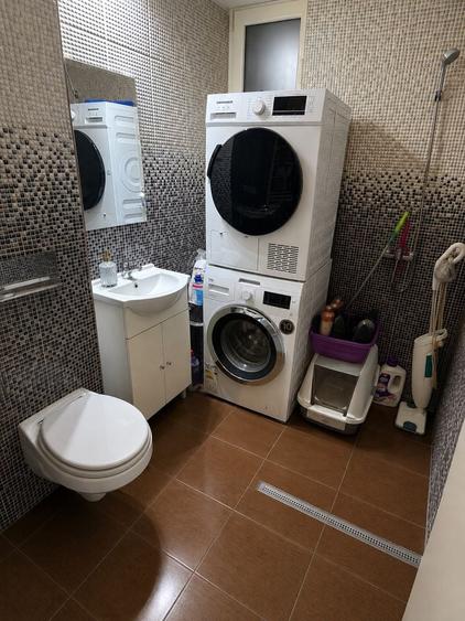 Casă cu 3 camere în Berceni
