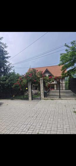 Casă cu 4 camere în Măgura