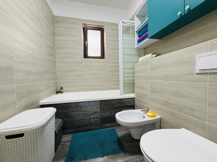 Casă individuală cu 3 camere cu Canalizare în Moșnița Nouă