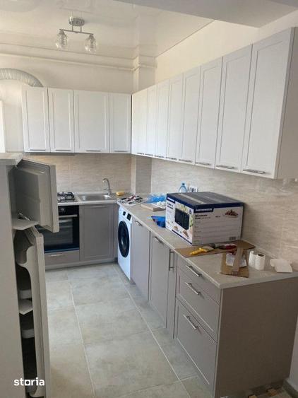 Apartament cu 2 camere decomandat, mobilat în Central