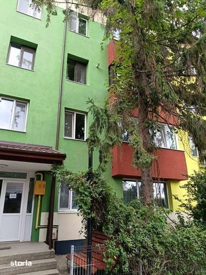 Apartament cu 2 camere semidecomandat în Cuza Vodă