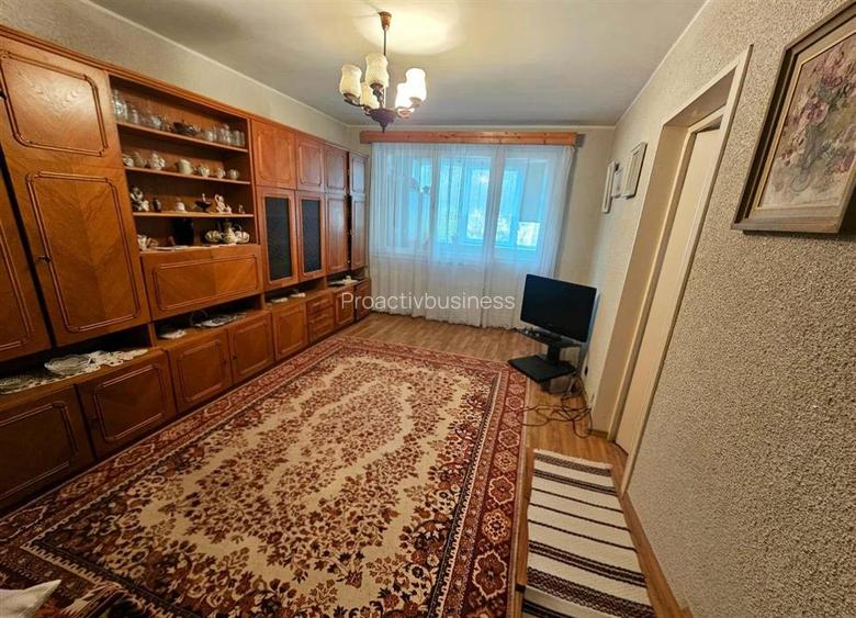 Apartament 3 camere | Ultracentral | 64 mp | Etaj 3 | 3c-4539