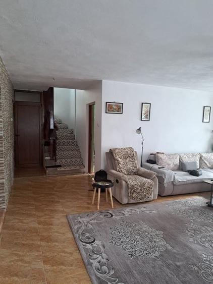Casă individuală cu 5 camere cu Teren 680 Mp în Burdujeni