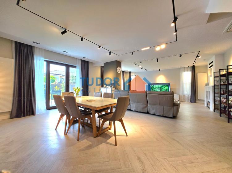 Duplex cu 9 camere cu Garaj în Pipera