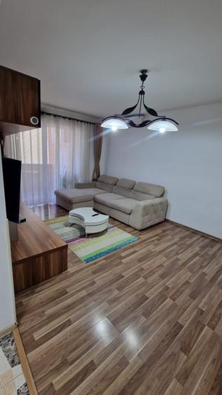 Apartament cu 2 camere decomandat în Florești