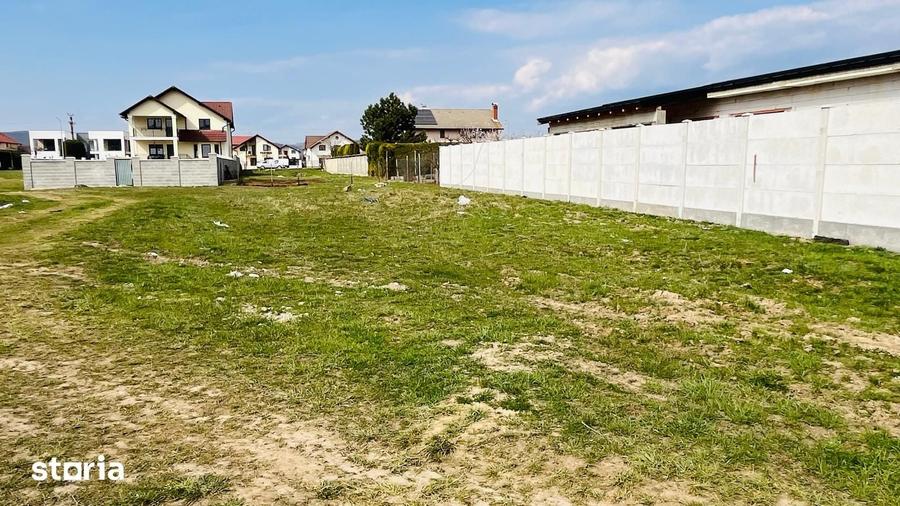 Teren de 649 mp, în Central