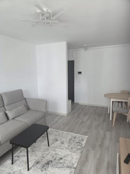 Apartament cu 2 camere decomandat în Cățelu