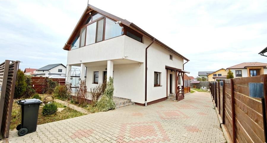 Casă cu 4 camere cu Teren 500 Mp în Tărlungeni