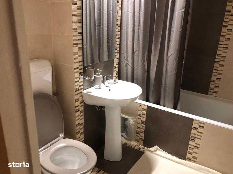 Apartament cu 3 camere decomandat, mobilat în Berceni