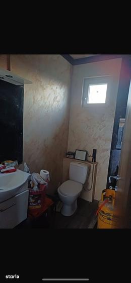Casă cu 2 camere cu Teren 140 Mp în Central