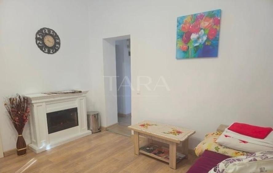 Casă individuală cu 2 camere cu Canalizare în Ultracentral